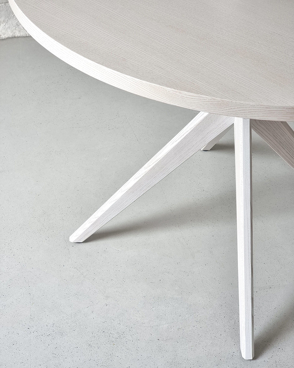 Jubi Half Racetrack Veneered Dining Table - WOO .Design