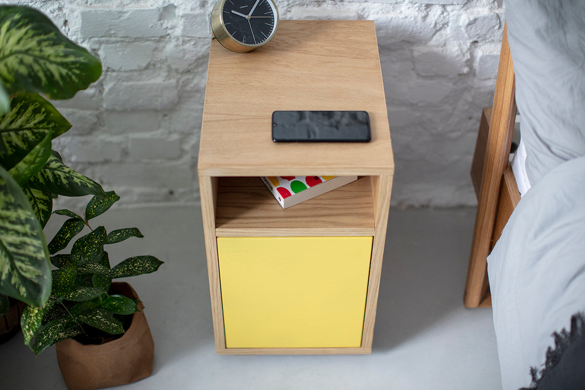 Slim Bedside Table - WOO .Design