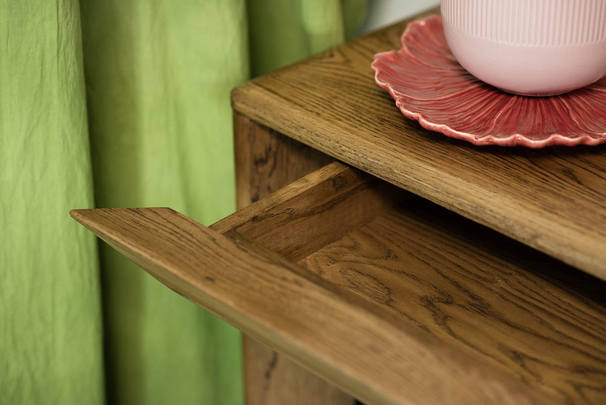 Bocca Oak Console
