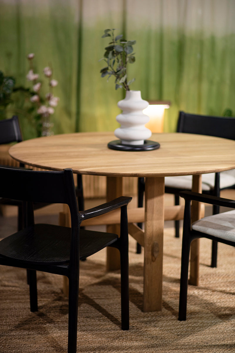 Olio Oak Round Dining Table