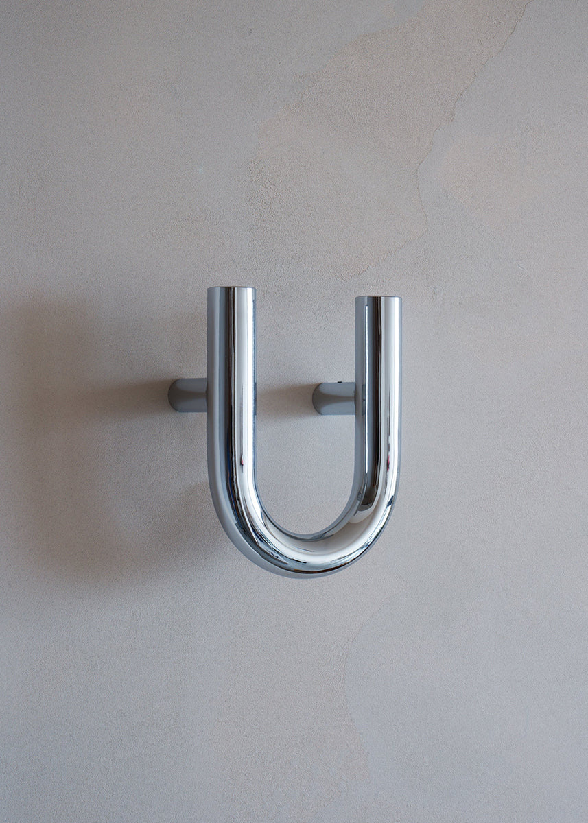 Une Hanger