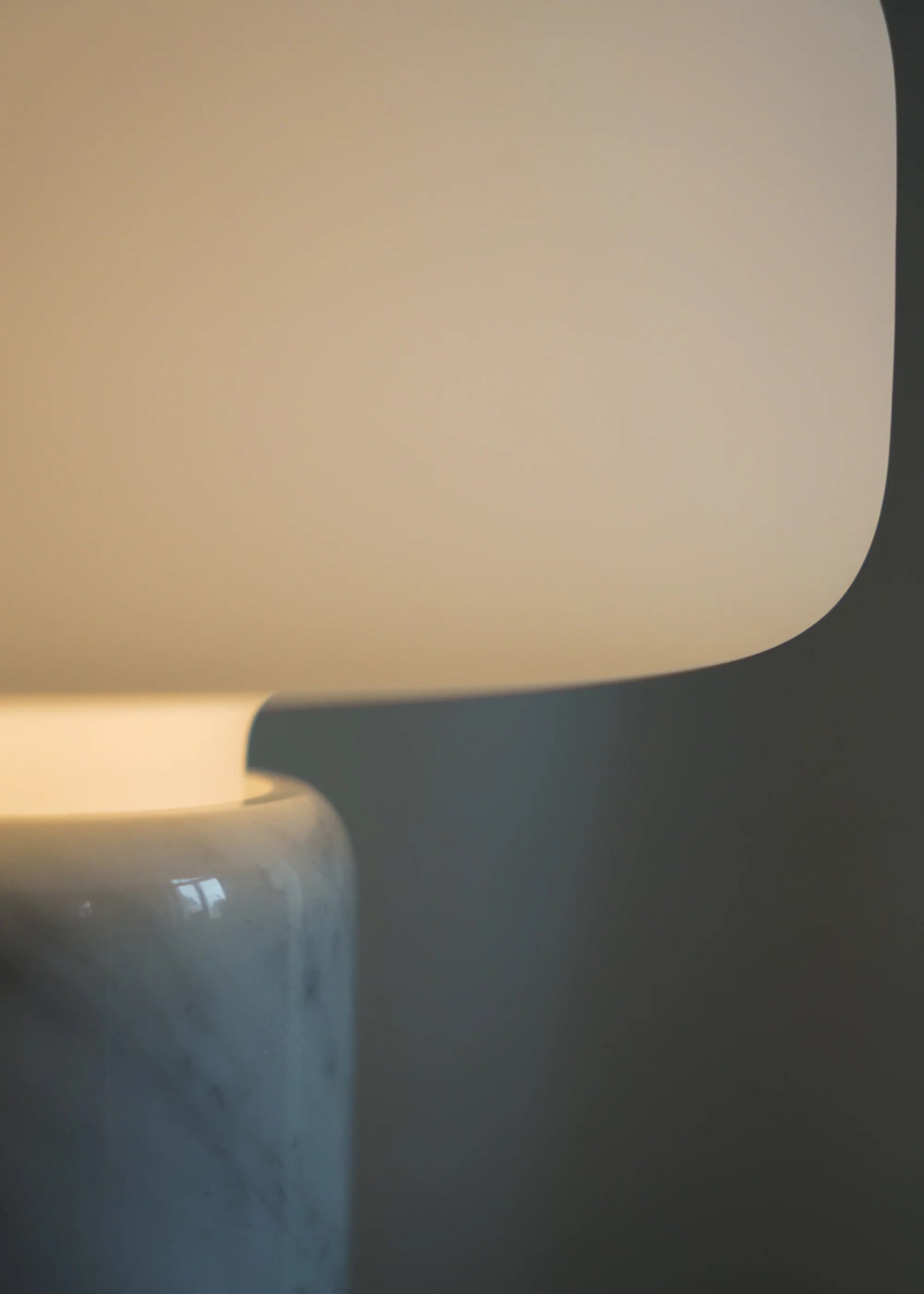 Fonte Table Lamp