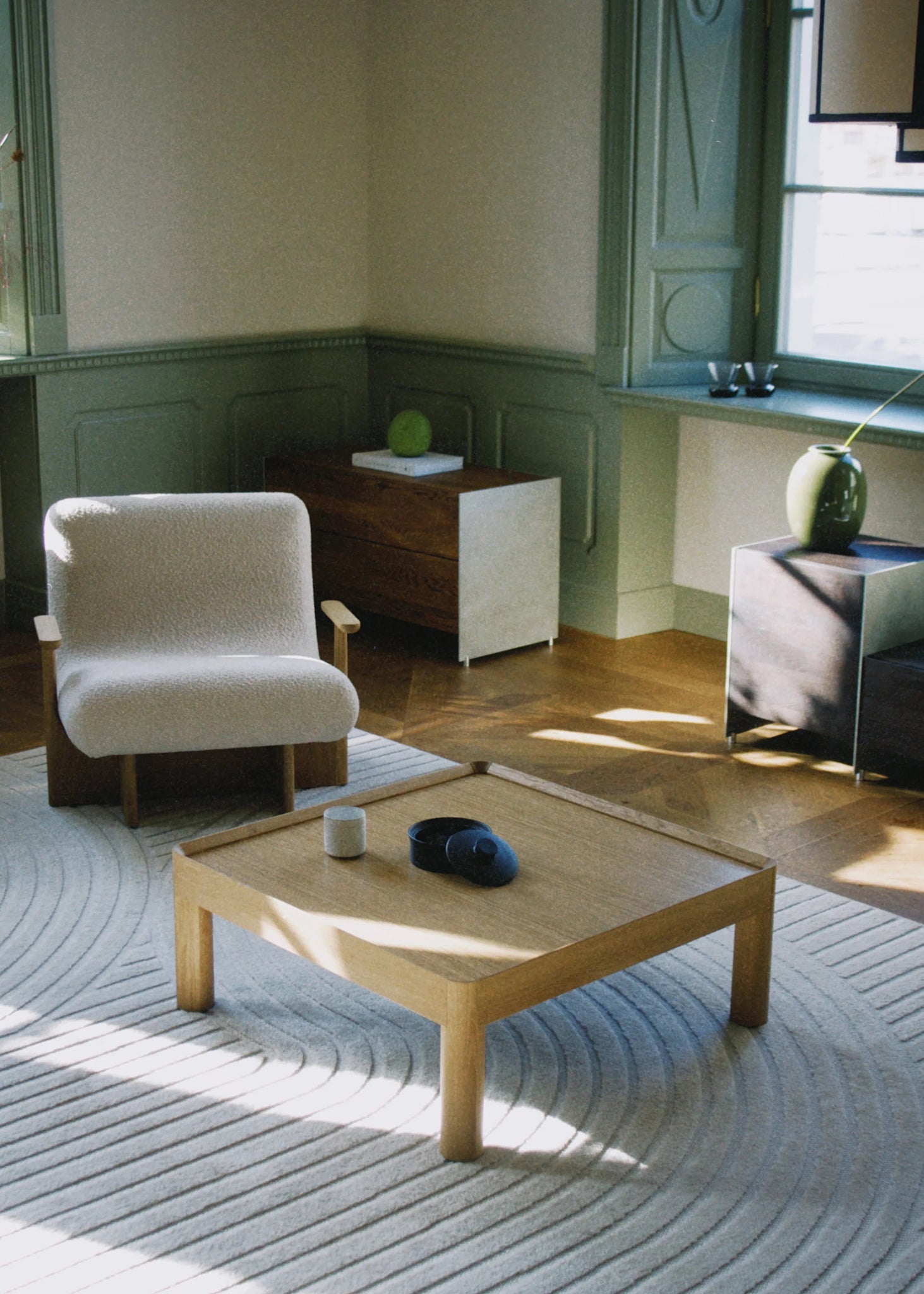 Inset Mid Coffee Table