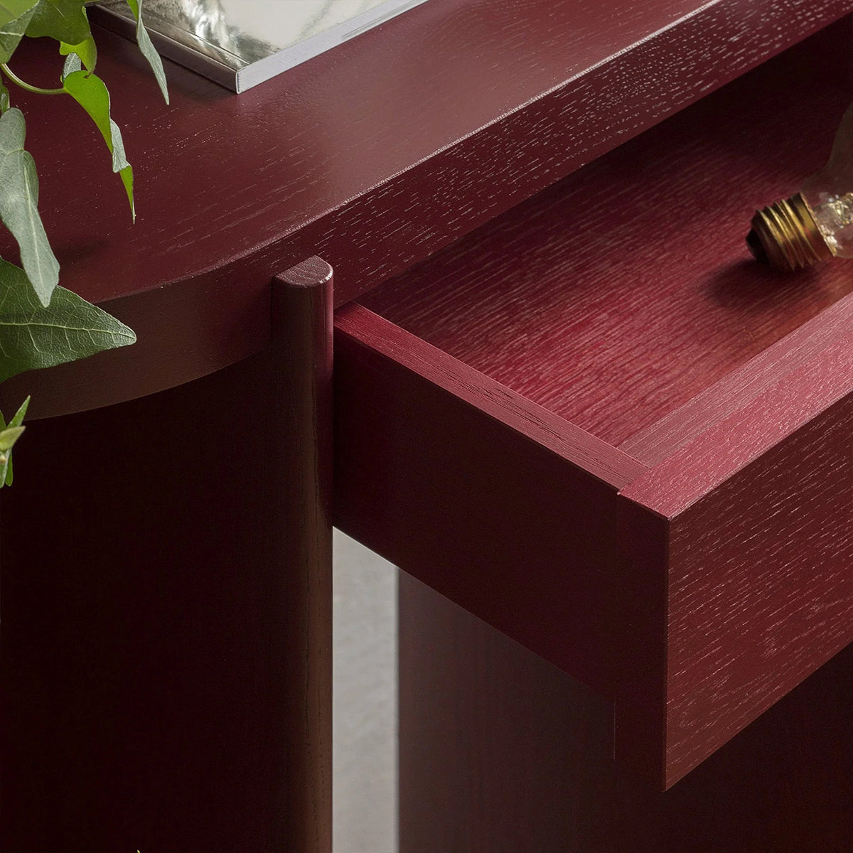 Kiru Oak Wood Console