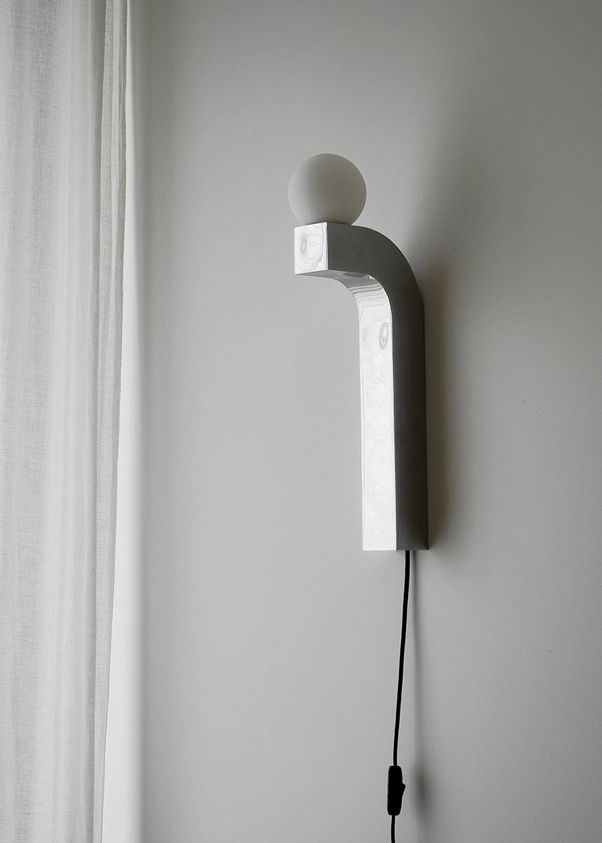 Pallia Wall Lamp