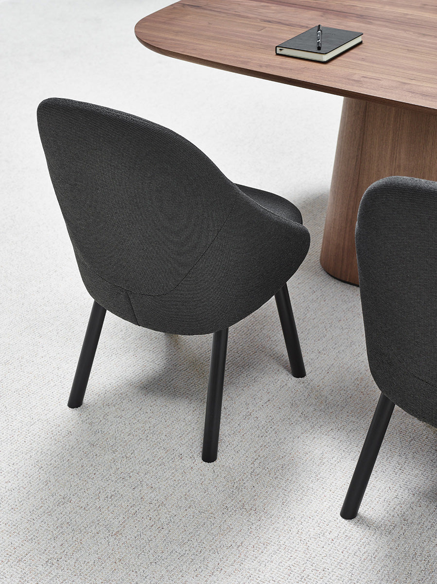 Albu Upholstered Chair - poprawic ceny za duza ilosc konfiguracji - WOO .Design