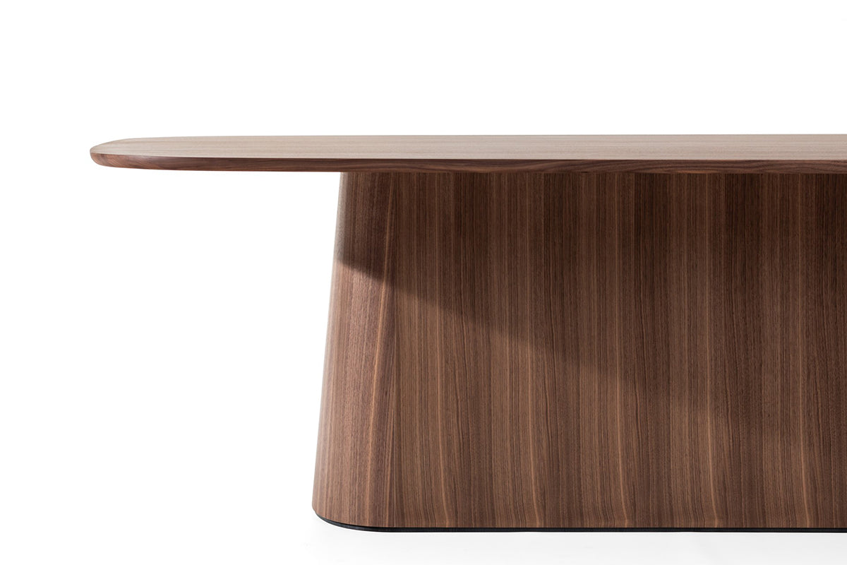 P.O.V. 466 Spherical Dining Table