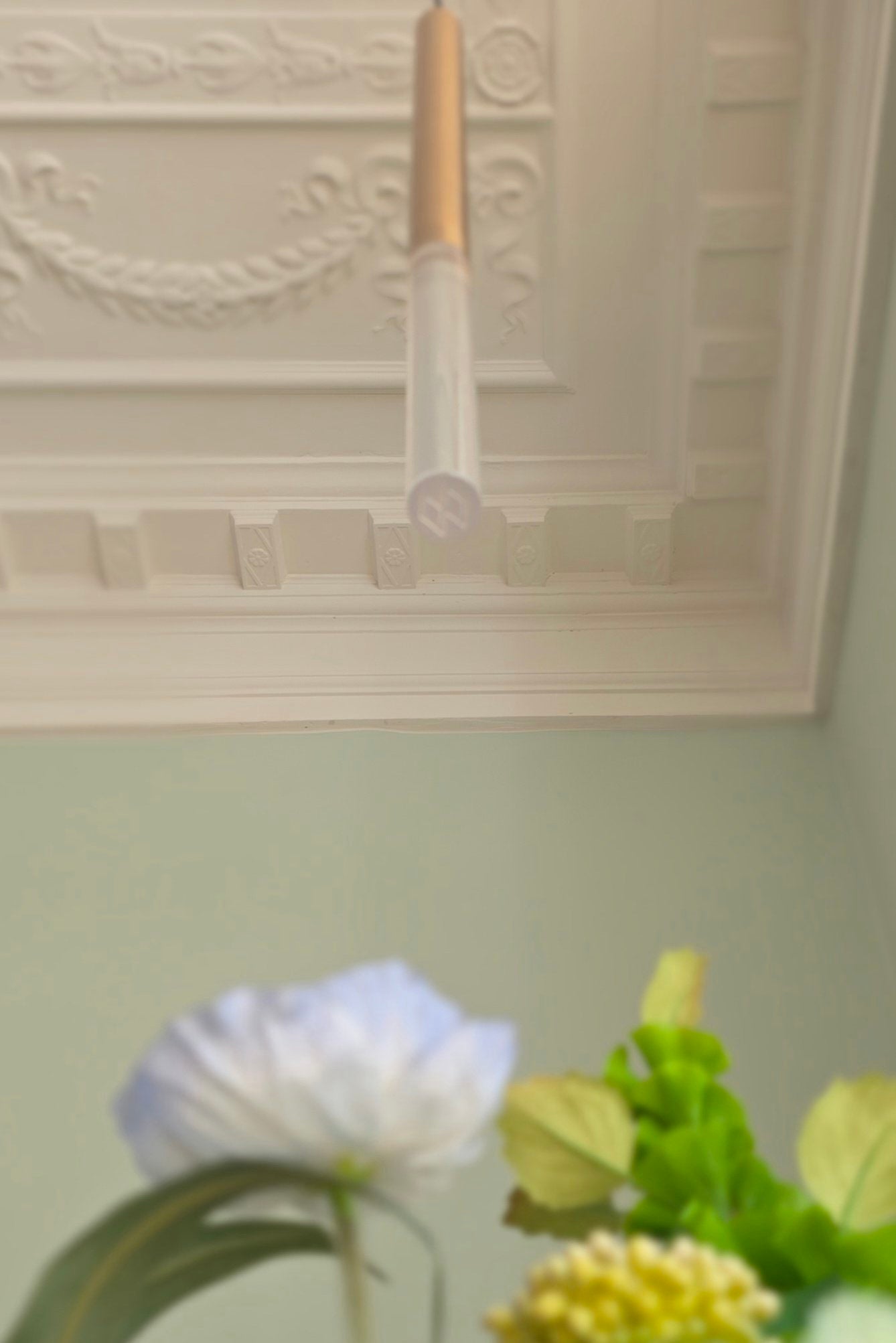 Gesture Tall Pendant Lamp