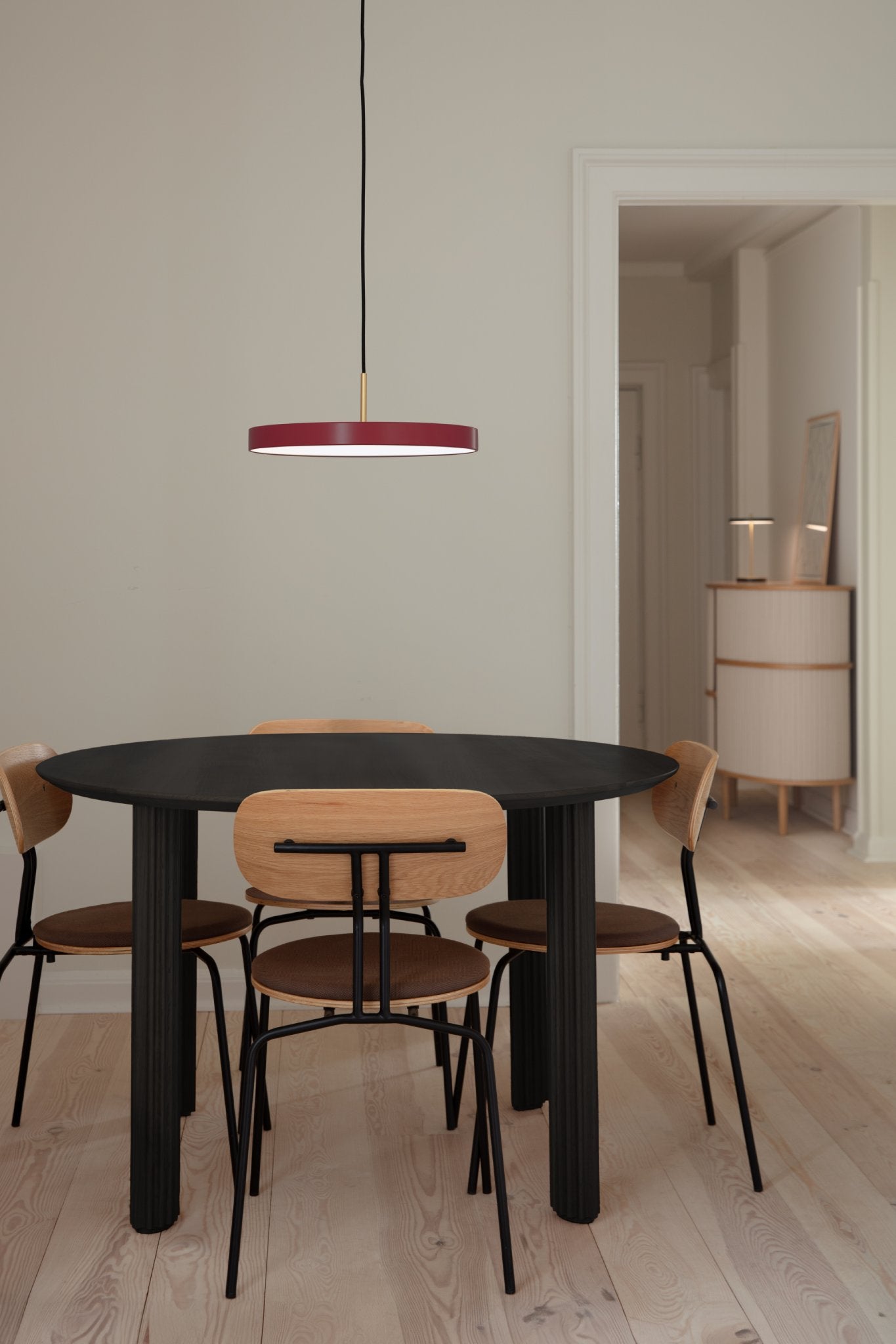 Comfort Circle Round Dining Table