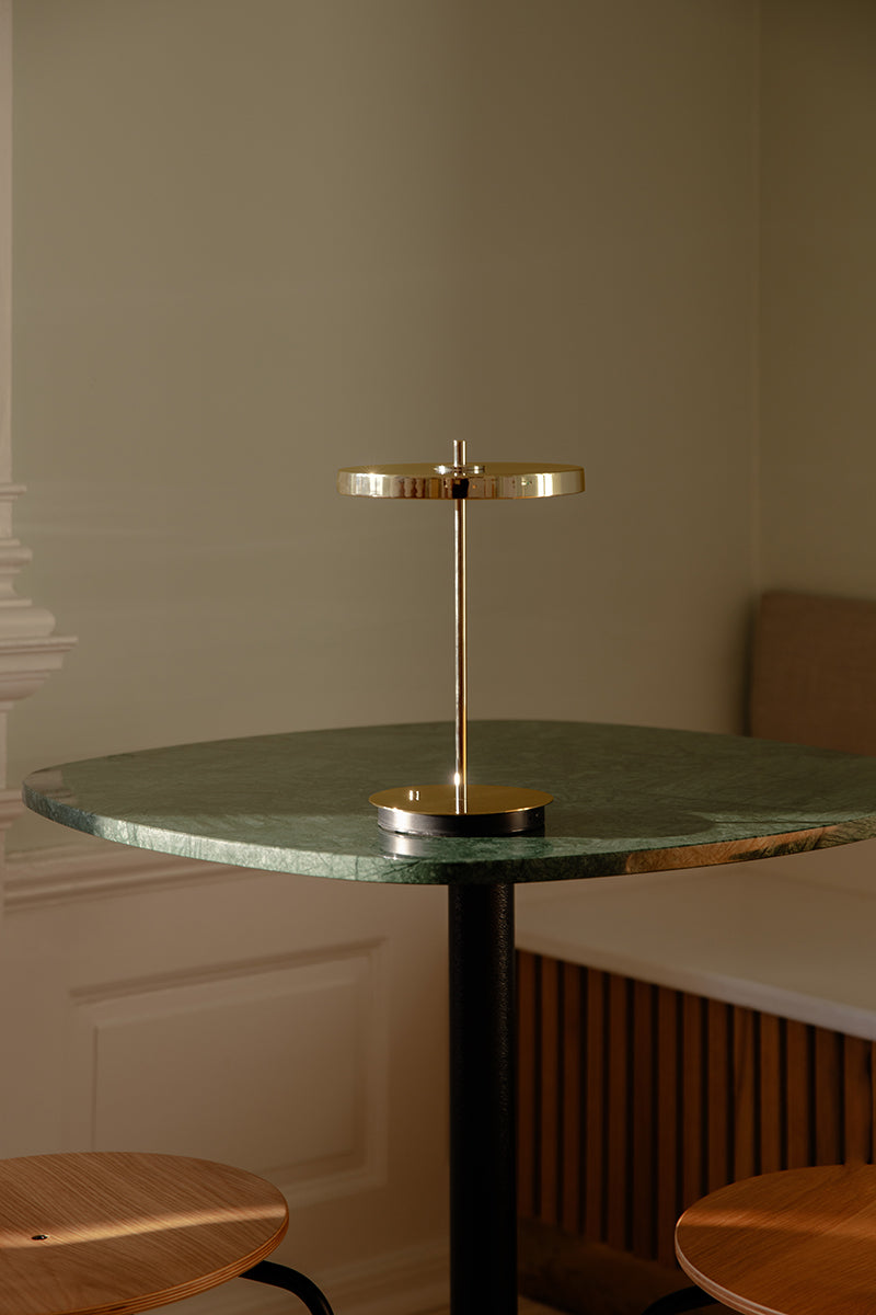 Asteria Move Monochrome Lamp