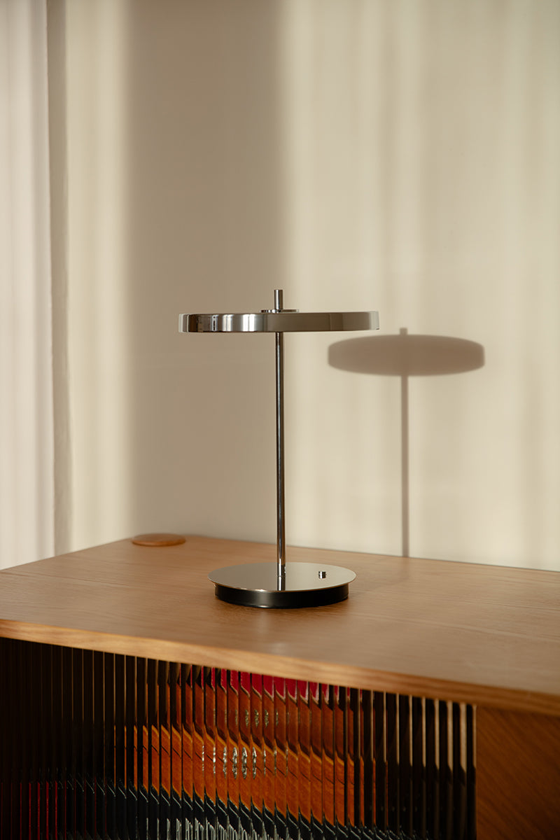 Asteria Move Monochrome Lamp