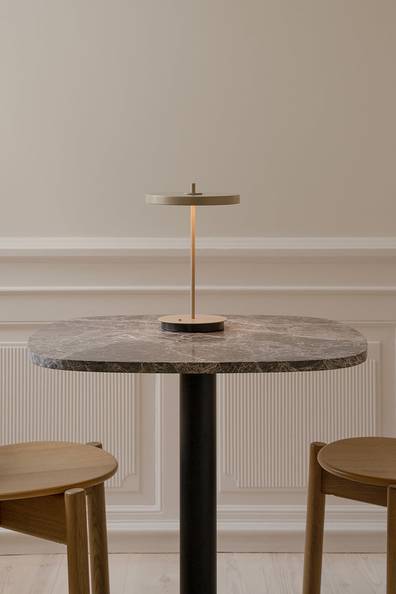 Asteria Move Monochrome Lamp