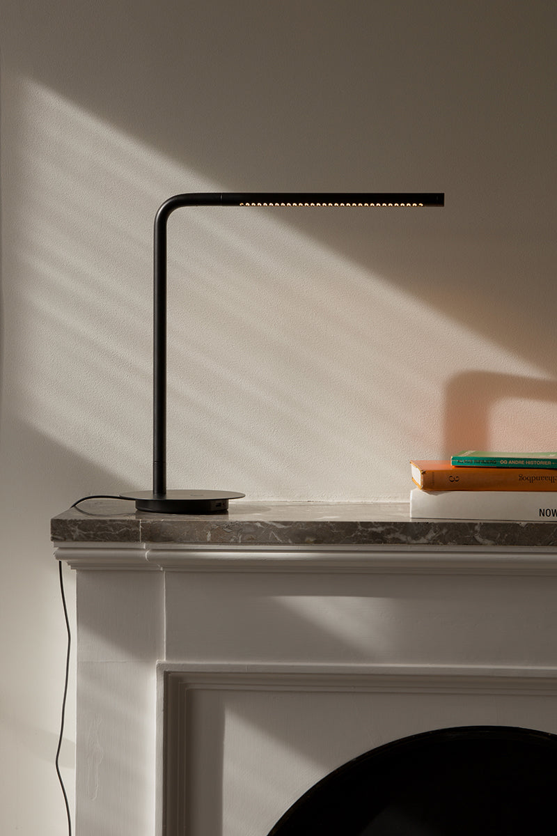 Omni Table Lamp - WOO .Design