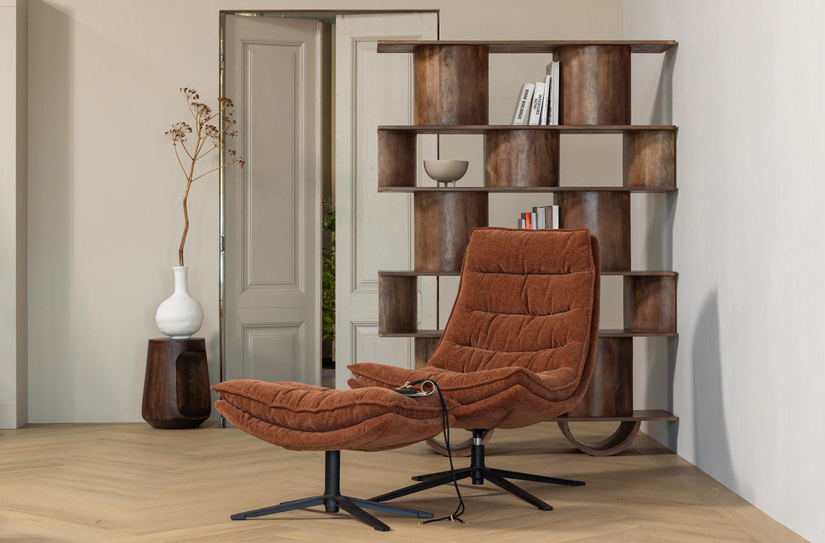 Kube Swivel Armchair with Hocker