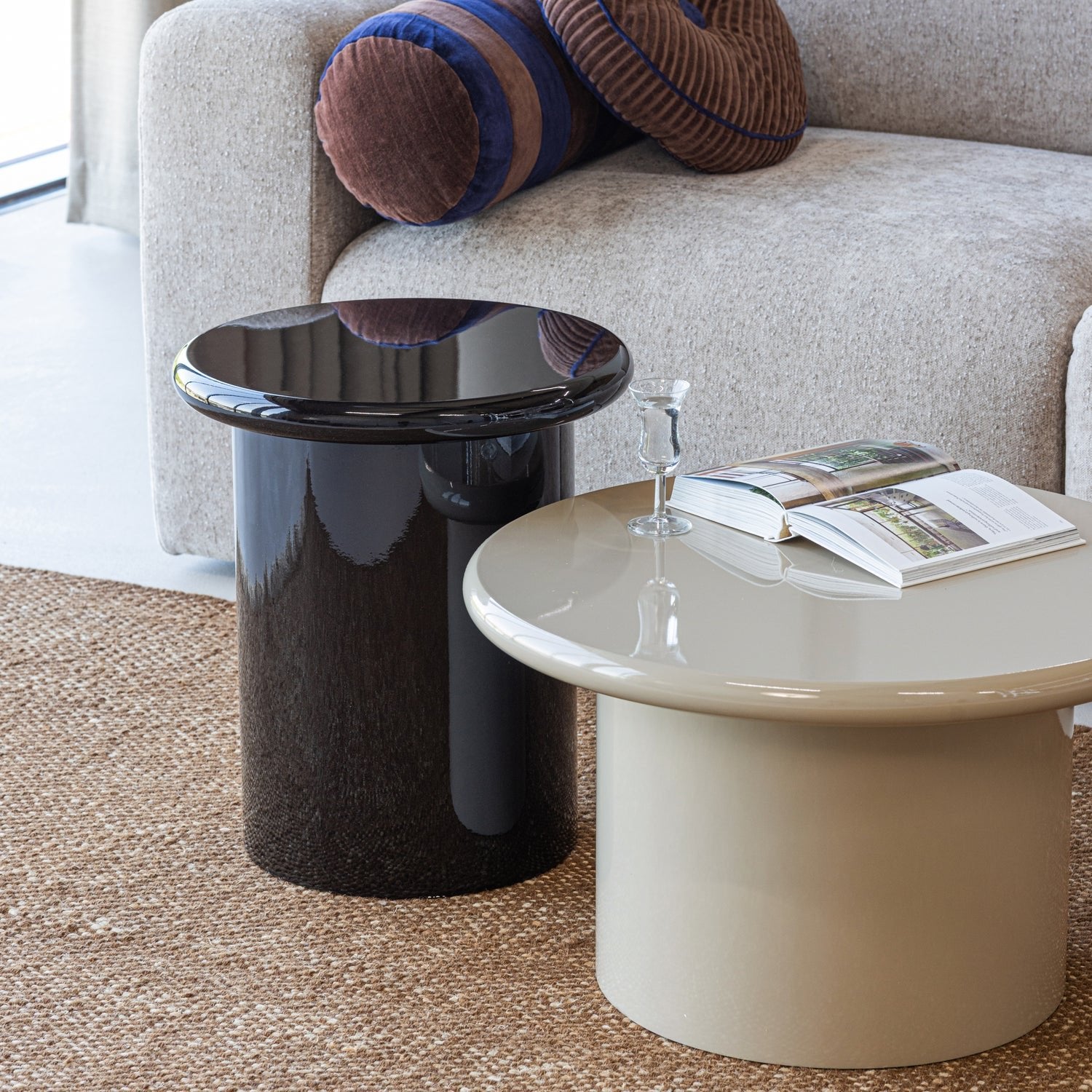 Mavon High Gloss Side Table