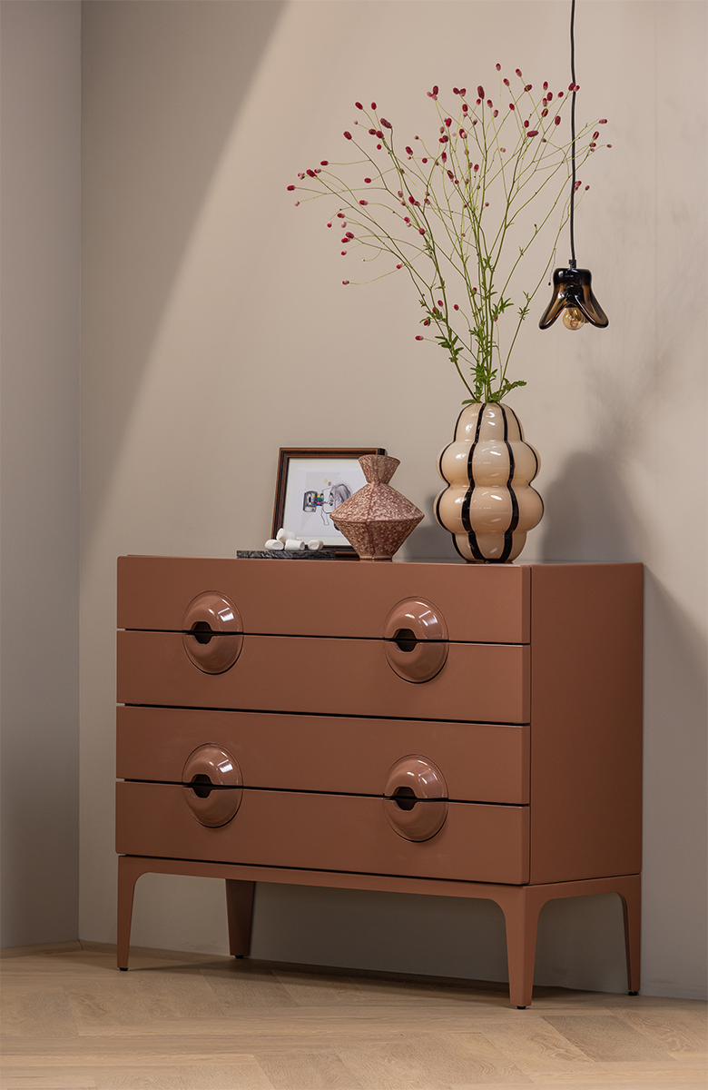 Merge 4 Drawers Commode