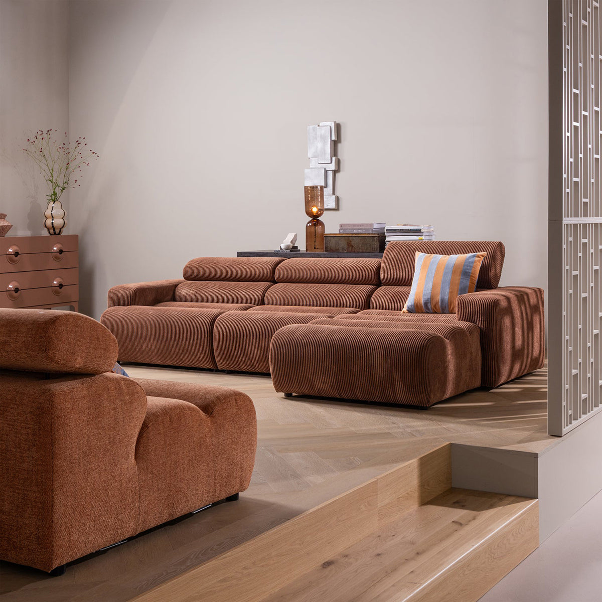 Novi Chaise Longue Sofa