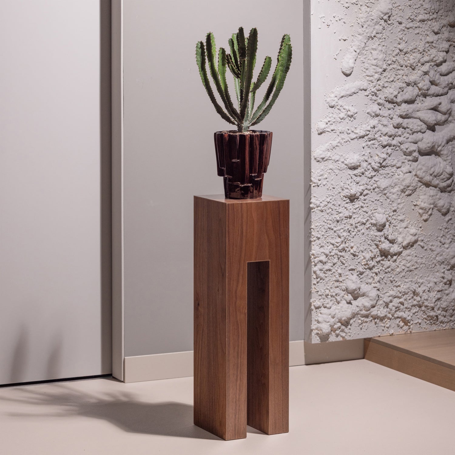 Plantor Plant Stand