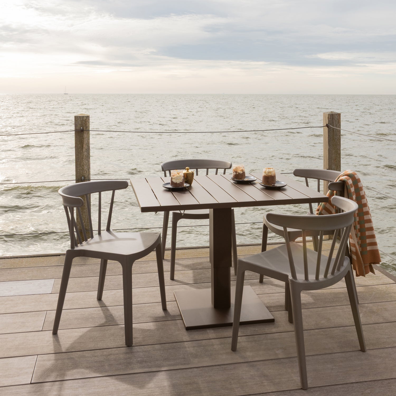 Tesso Height Adjustable Garden Table