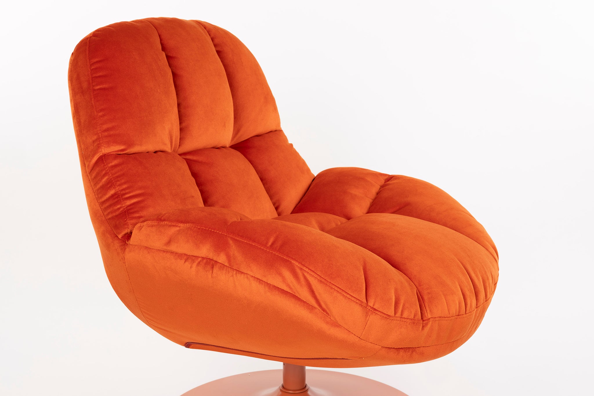Beefy Velvet Lounge Chair