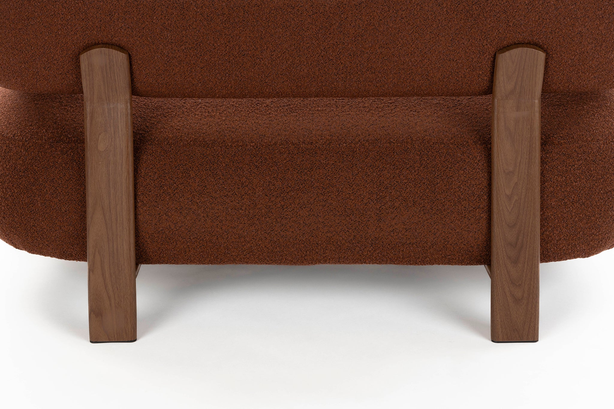 Robyn Brown 2 Saeter Sofa
