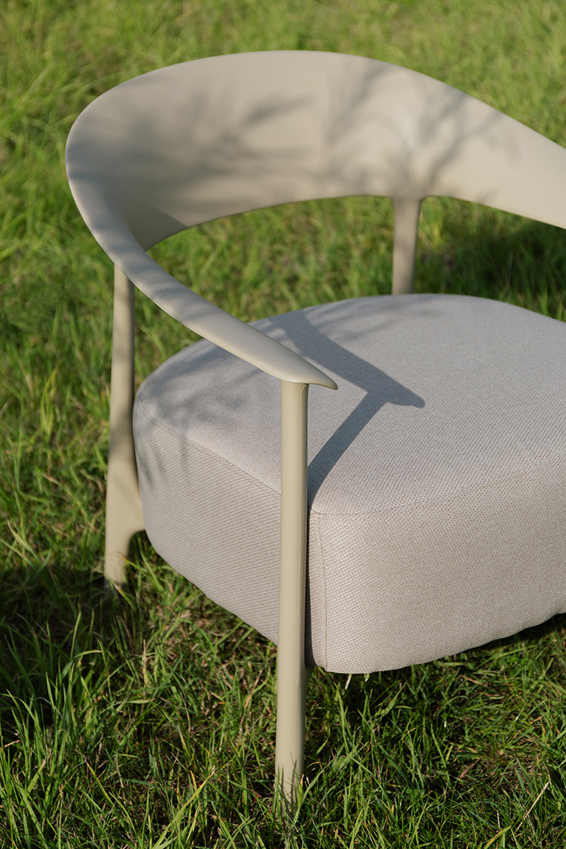 Vita Outdoor Lounge Chair