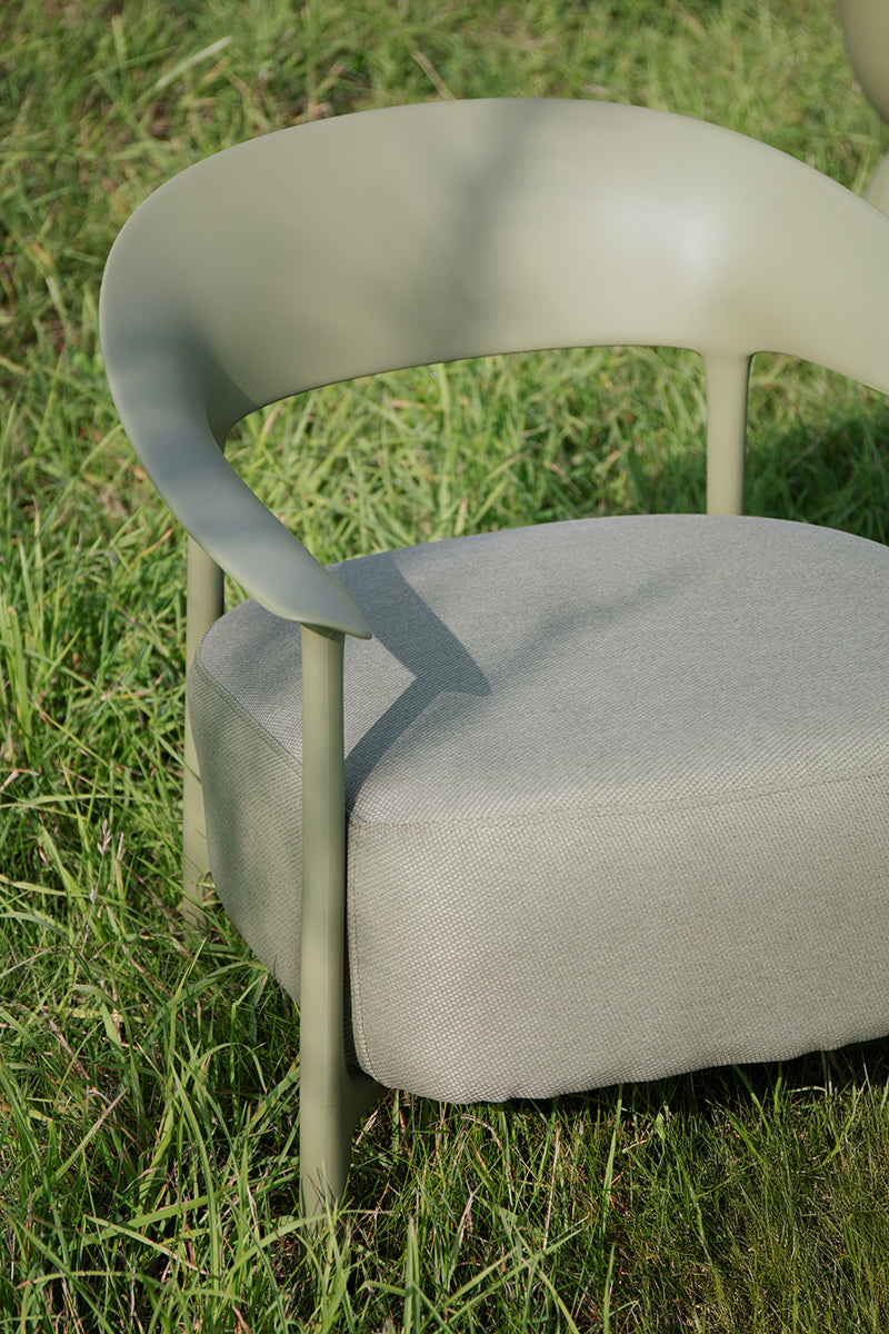 Vita Outdoor Lounge Chair