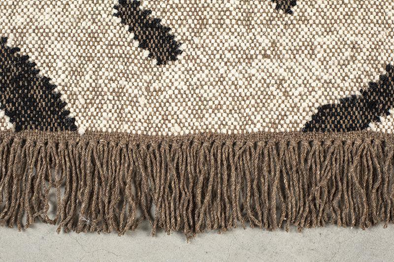 Ayaan Carpet - WOO .Design