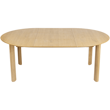 Extendable oak round 2024 dining table