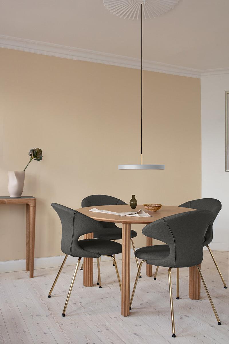 Comfort Circle Round Dining Table - WOO .Design