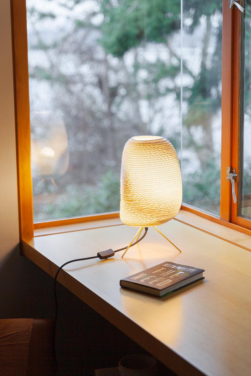 Ebey Table Lamp - WOO .Design