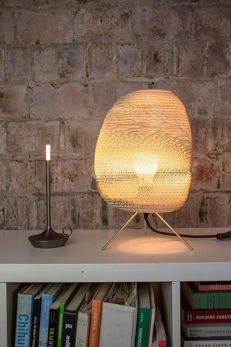 Ebey Table Lamp - WOO .Design