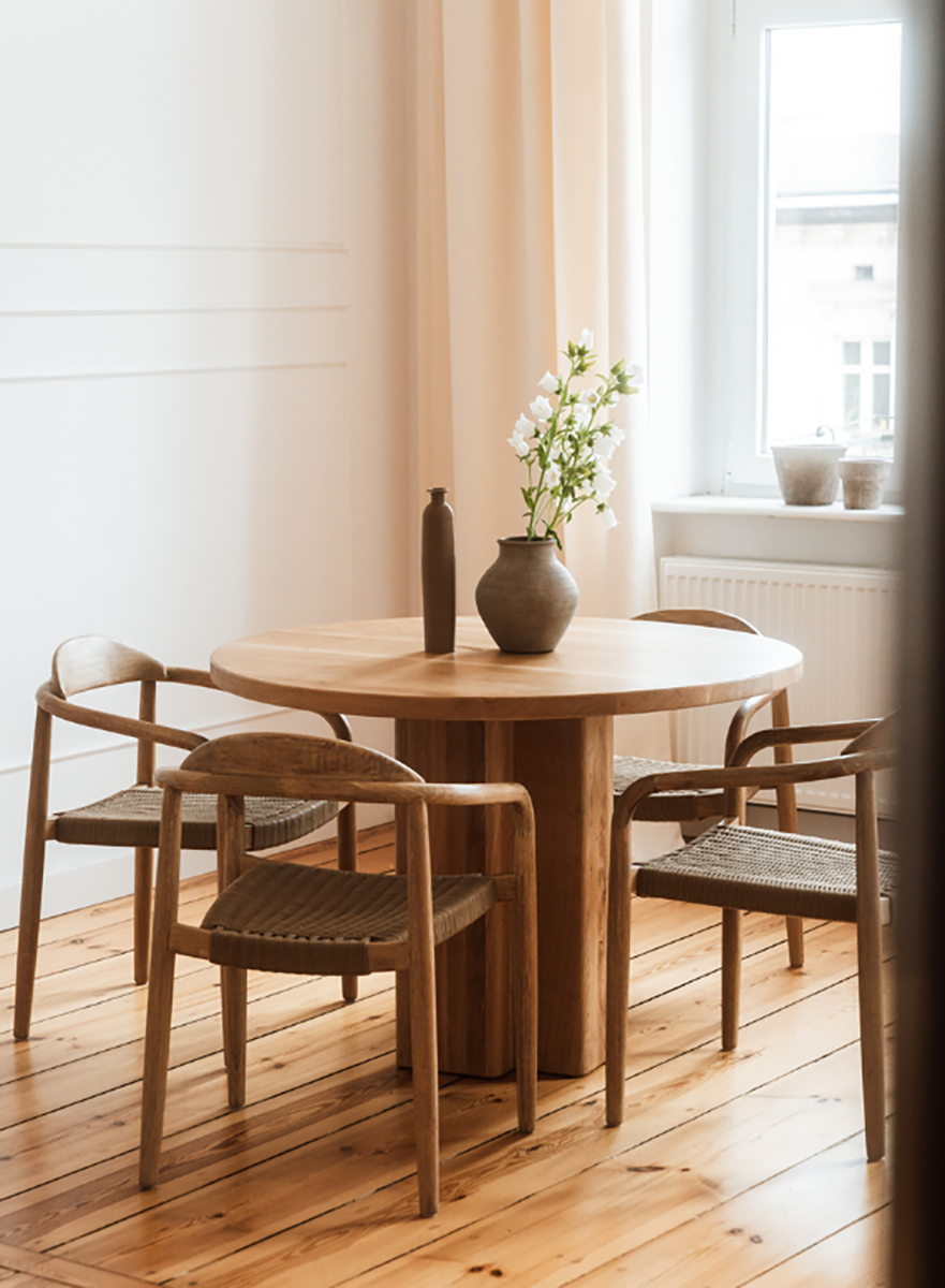 Gaia Oak Wood Round Dining Table