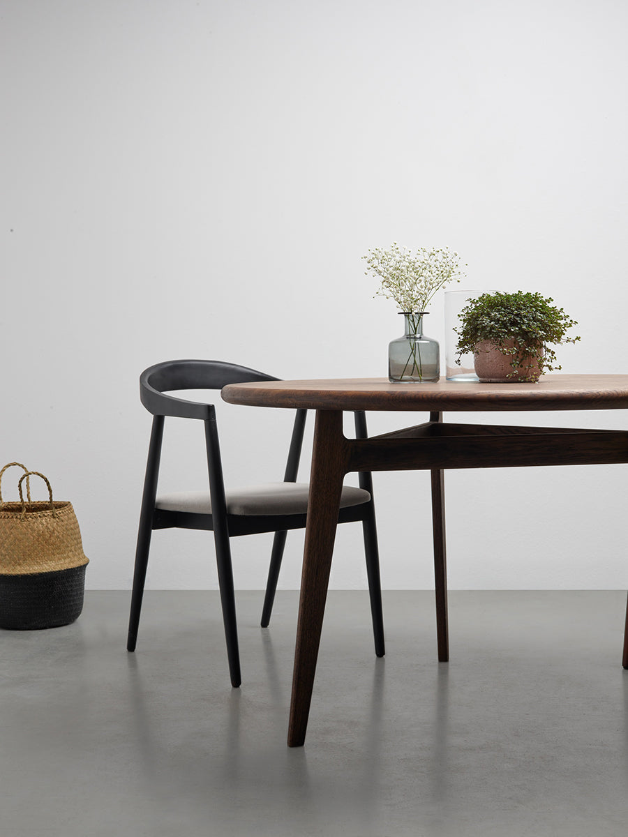 Polly Oak Wood Round Dining Table