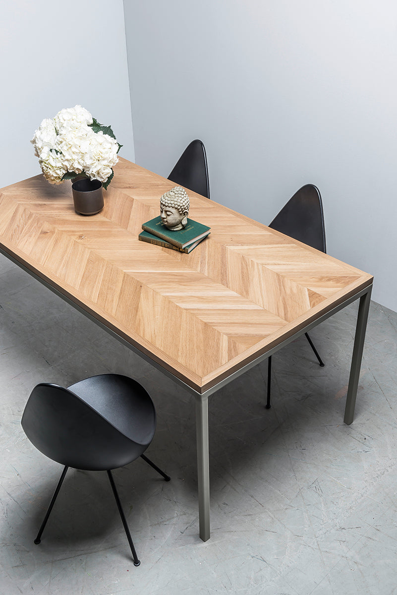 Charlotte Dining Table