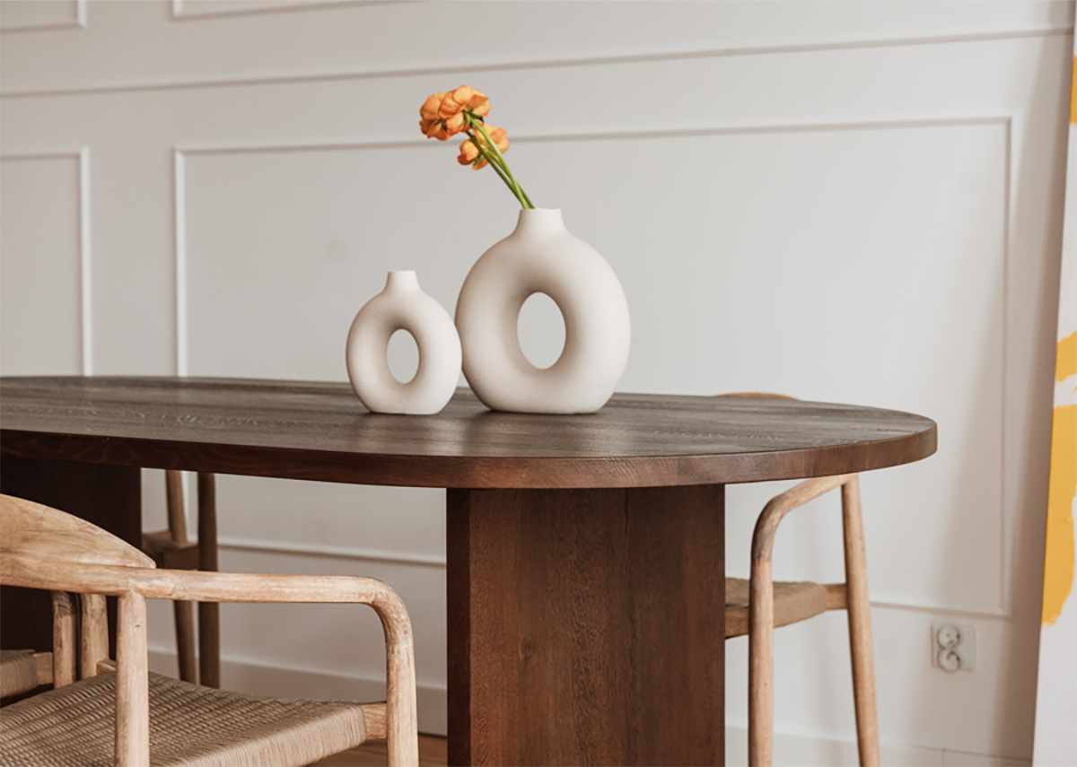 Lars Oak Wood Oval Dining Table