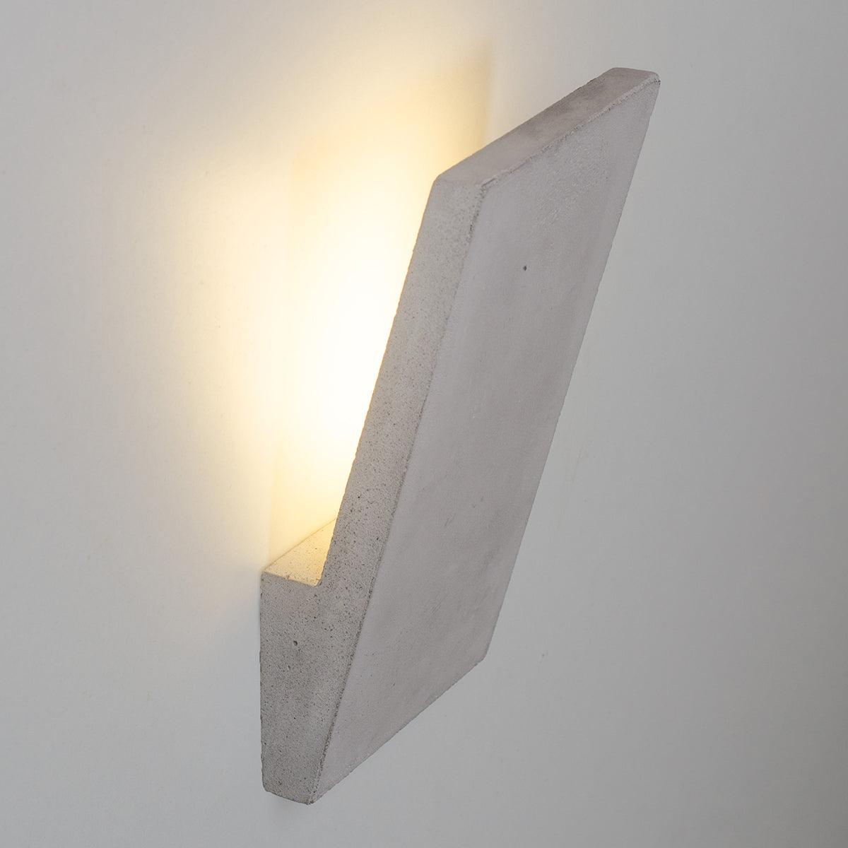 Irma Concrete Wall Lamp - WOO .Design
