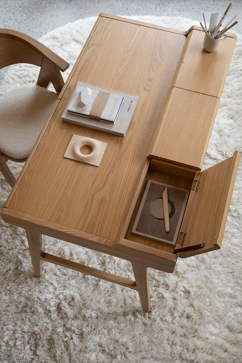 Kaat Table Desk - WOO .Design