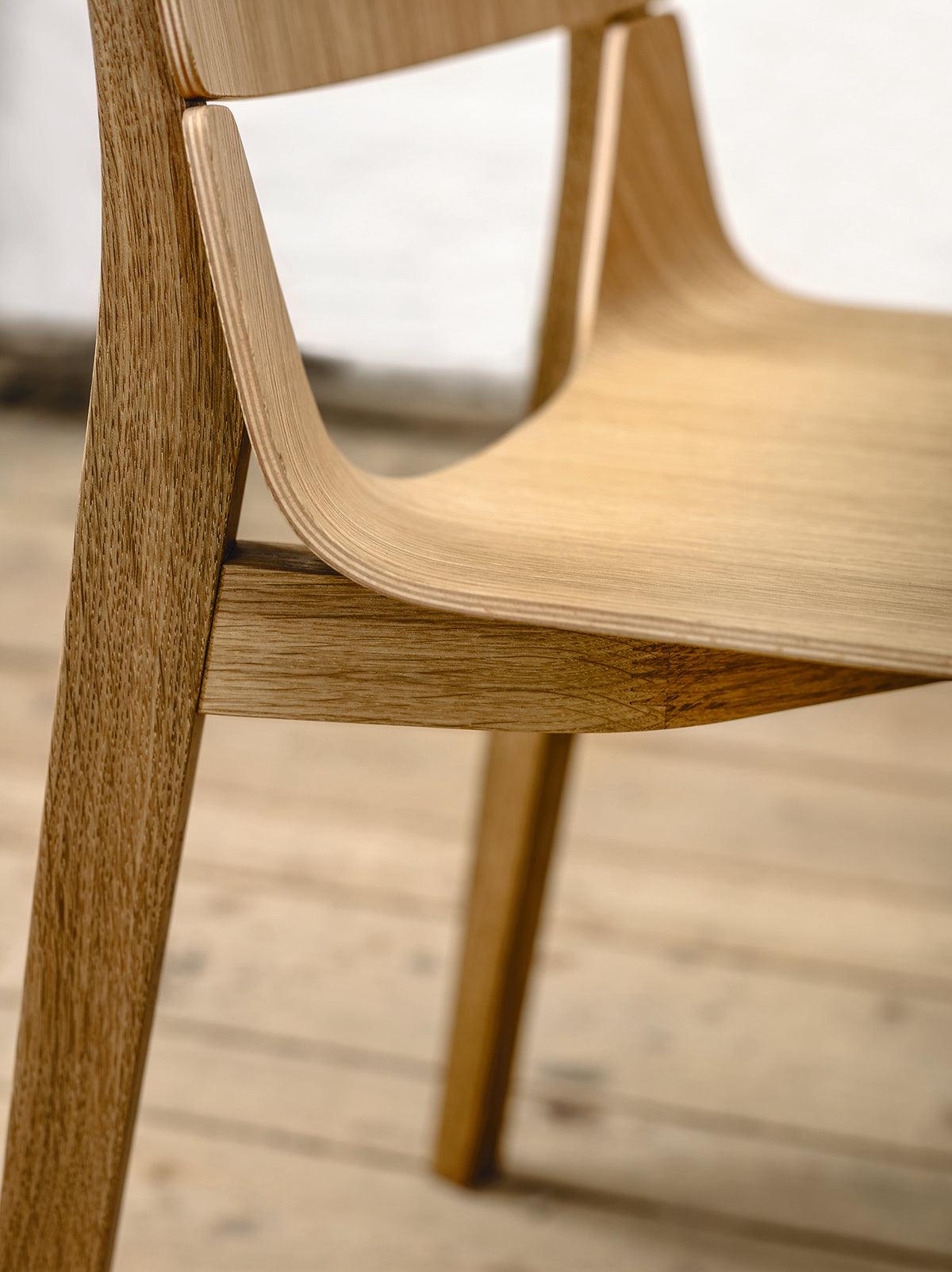 Leaf Wood Chair - WOO .Design