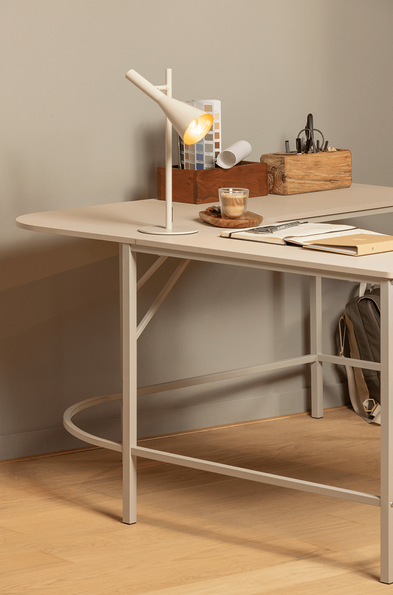 Mike Dust Corner Desk - WOO .Design