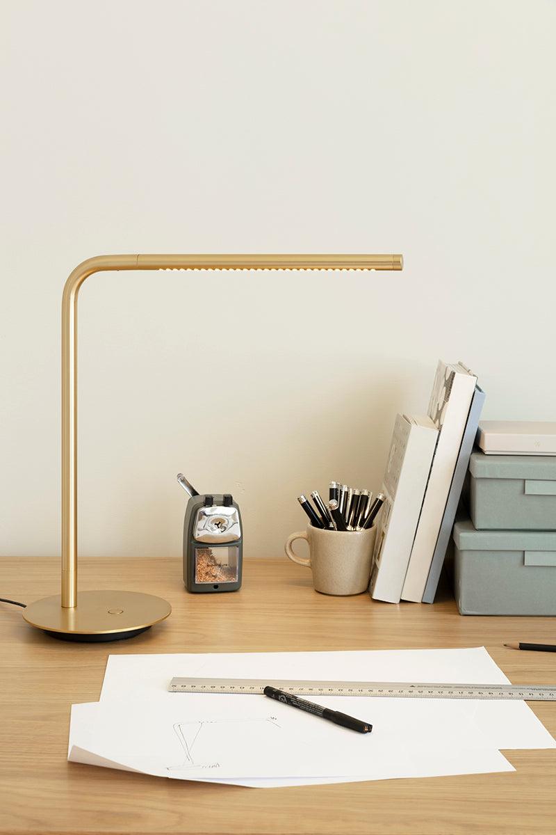 Omni Table Lamp - WOO .Design