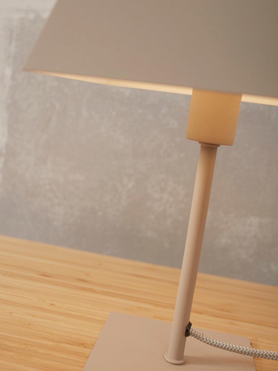 Perth Square Table Lamp - WOO .Design