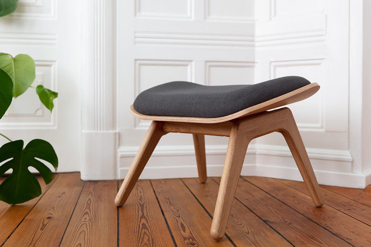 The Reader Horizons Ottoman - WOO .Design