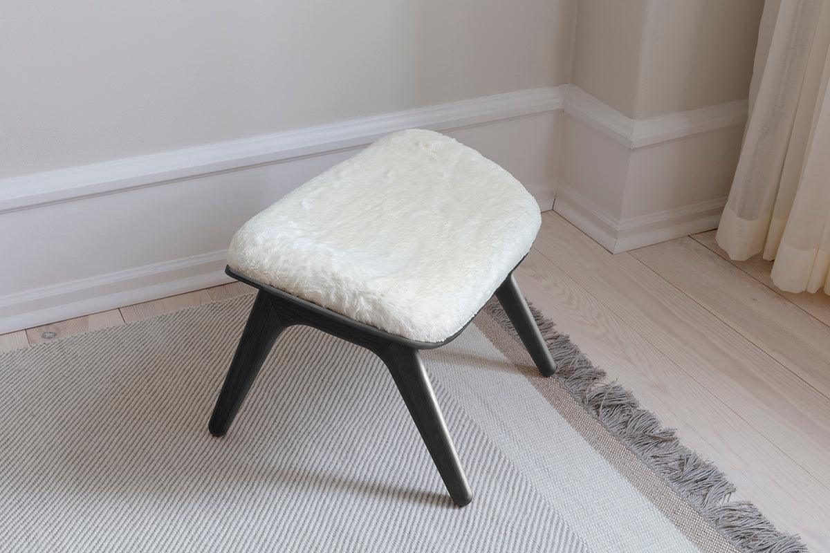 The Reader Teddy Ottoman - WOO .Design