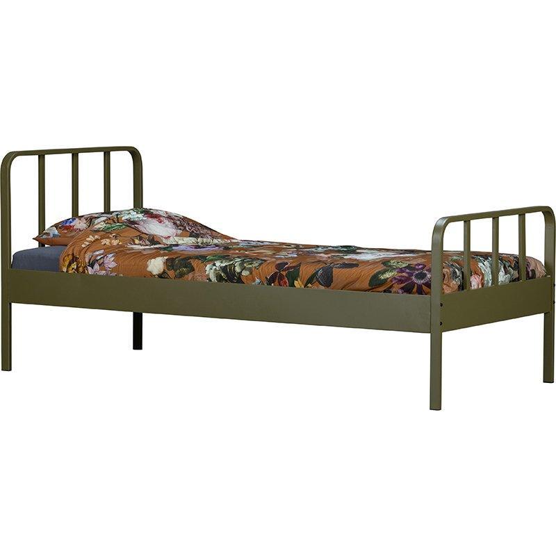 Mees Metal Bed